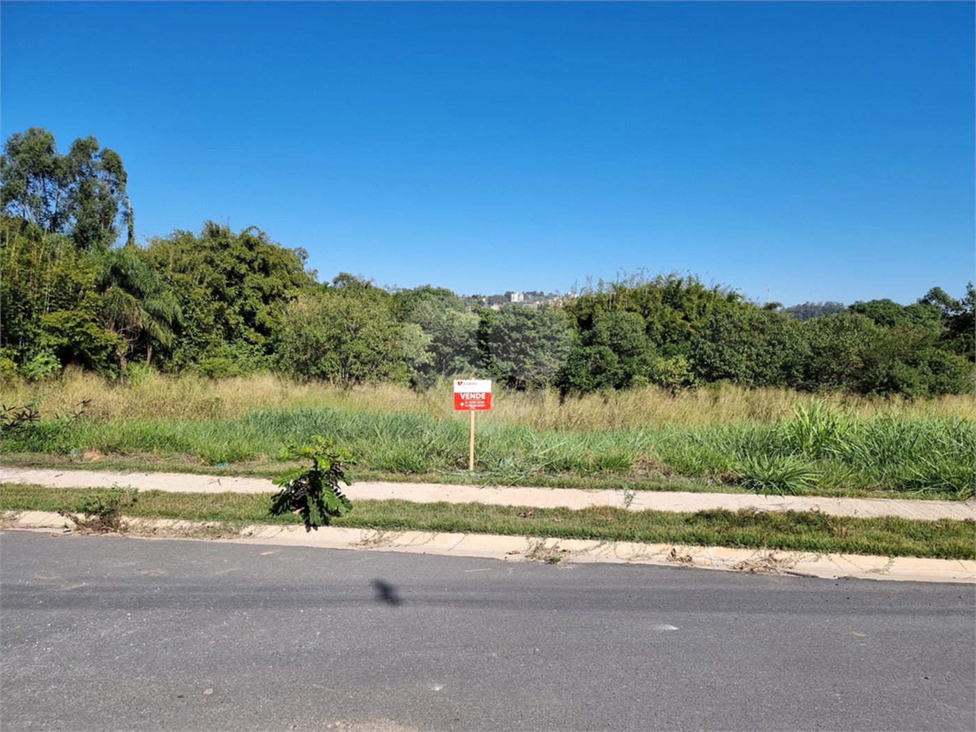 Terreno à venda no condomínio Residencial São João, Vinhedo - SP