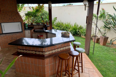 Sobrado à venda com 3 suítes em Vila Velosa, Araraquara, SP