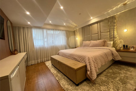 Casa à venda com 6 suítes no condomínio Chácara Francesa, São Paulo - SP