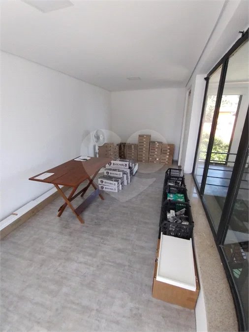 Casa à venda ou para alugar com 3 quartos, sendo 1 suíte, no condomínio Alpes da Cantareira, Mairiporã - SP