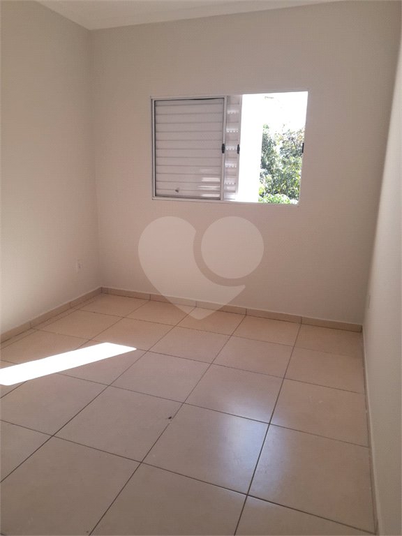 Sobrado à venda com 2 suítes em Jardim Nely, Indaiatuba, SP