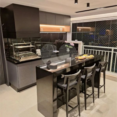 Apartamento à venda com 4 quartos, sendo 2 suítes,  em Vila Anastácio, São Paulo, SP