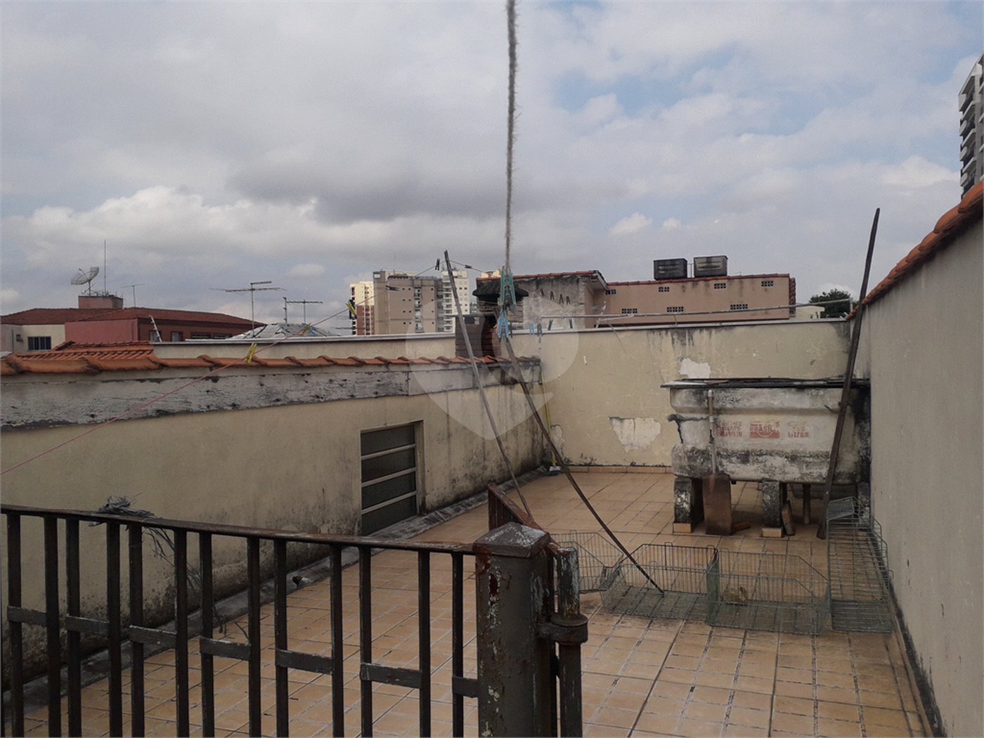 Casa à venda com 4 quartos, sendo 2 suítes, em Santana, São Paulo, SP