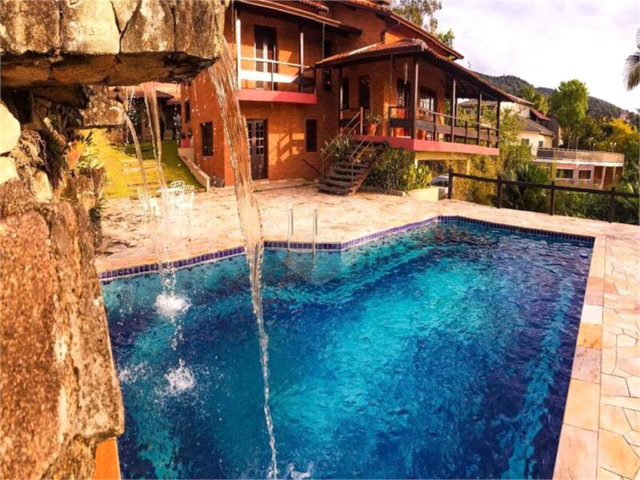 Casa à venda com 5 suítes em Alpes de Caieiras, Caieiras, SP