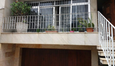 Sobrado à venda ou para alugar com 3 quartos, sendo 1 suíte,  em Anália Franco, São Paulo, SP