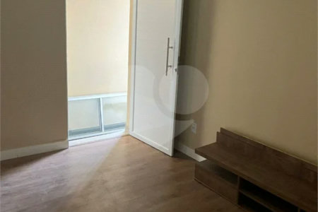 Sobrado á venda na Vila Matilde, 137m², 4 quartos e 2 vagas de garagem
