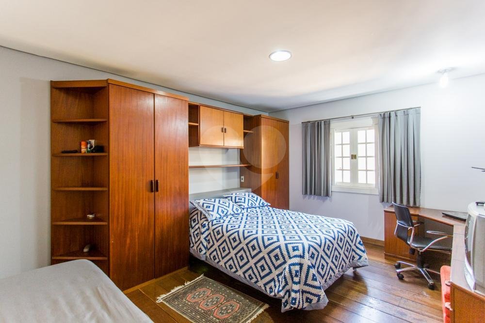 Sobrado à venda com 4 quartos, sendo 3 suítes, em Brooklin, São Paulo, SP