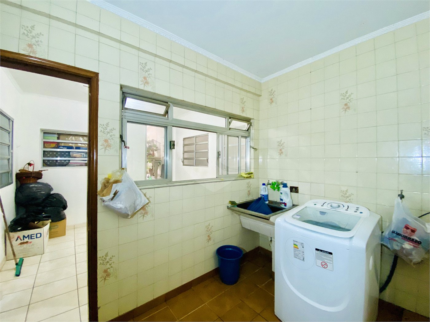 Sobrado à venda com 4 quartos, sendo 1 suíte, em Vila Gilda, Santo André, SP