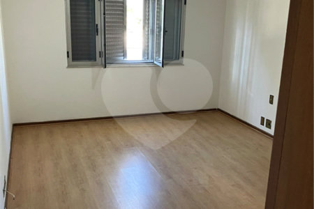 Sobrado para alugar com 4 quartos, sendo 2 suítes, em Brooklin Paulista, São Paulo, SP