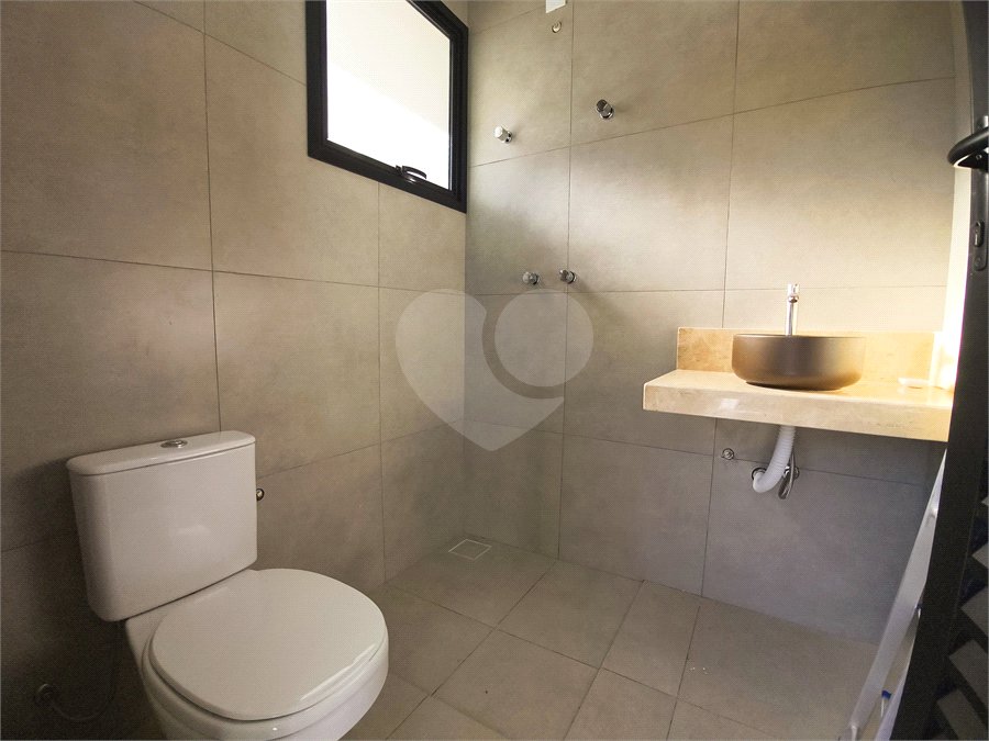 Casa à venda com 3 suítes no condomínio Terras de São Francisco, Sorocaba - SP
