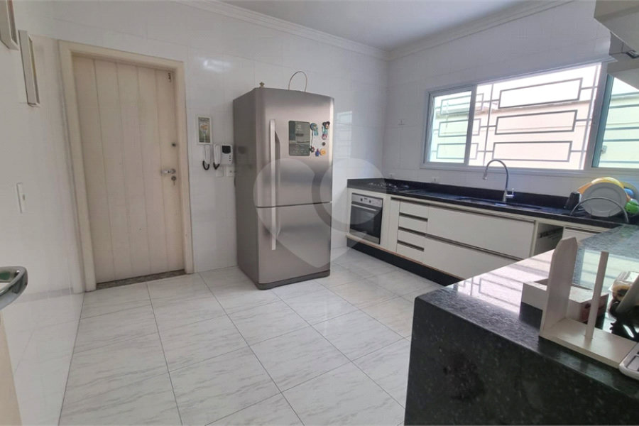 Casa à venda com 3 suítes no condomínio Residencial Cantareira, São Paulo - SP