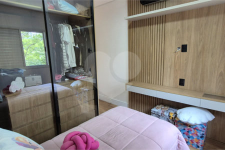 Casa à venda com 4 quartos, sendo 2 suítes,  no condomínio Aromaz, São Bernardo do Campo - SP