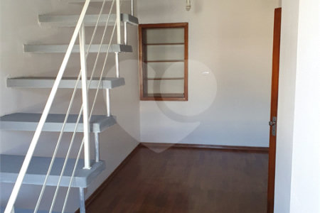 Casa em condomínio à venda com 4 quartos, sendo 1 suíte, em Santana, São Paulo, SP