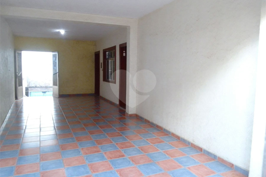 Casa à venda com 2 quartos, sendo 1 suíte, em Parada Inglesa, São Paulo, SP