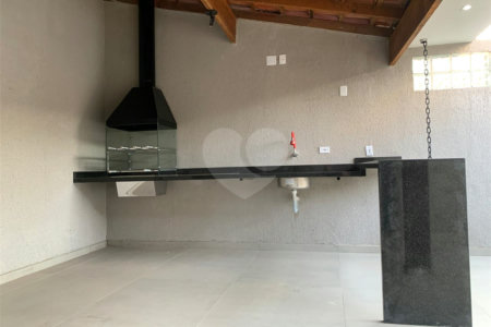 Casa à venda com 3 suítes em Aruã, Mogi das Cruzes, SP