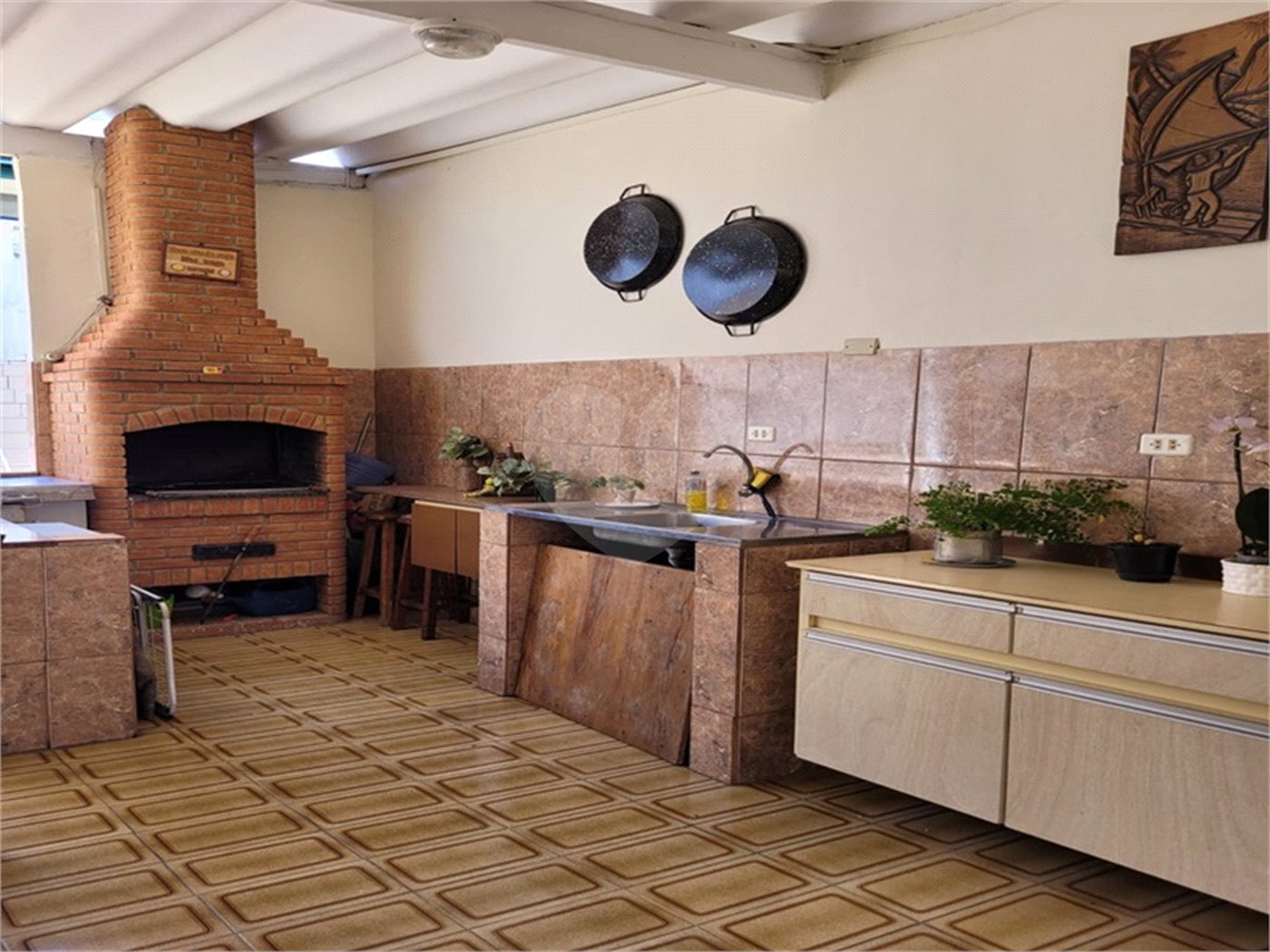 Casa Térrea à venda com 5 quartos, sendo 2 suítes,  em Jardim Aricanduva, São Paulo, SP