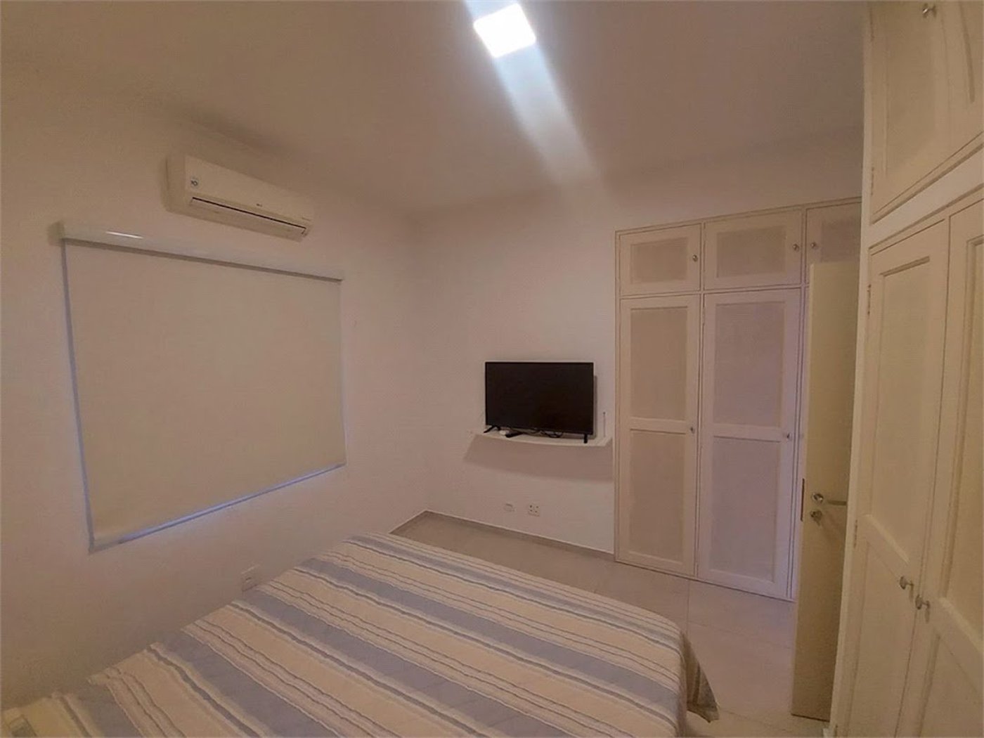 Apartamento com 4 dormitórios à venda, 120 m² por R$ 700.000,00 - Pitangueiras - Guarujá/SP