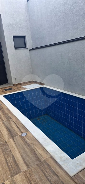 Casa à venda com 3 suítes no condomínio Terras da Estância, Paulínia - SP
