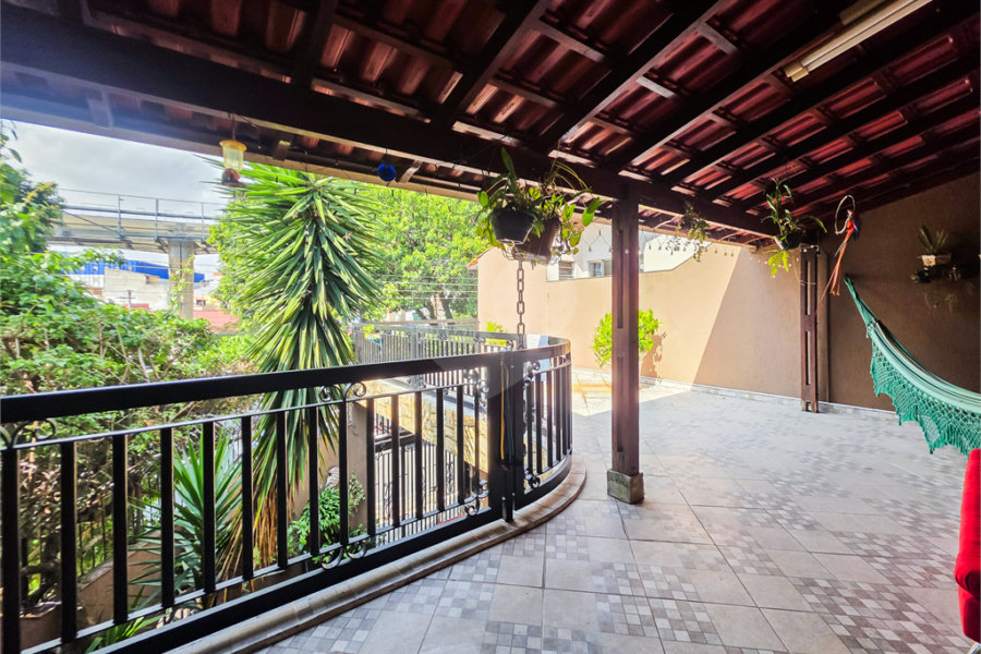 Casa à venda com 4 quartos, sendo 1 suíte, em Sapopemba, São Paulo, SP