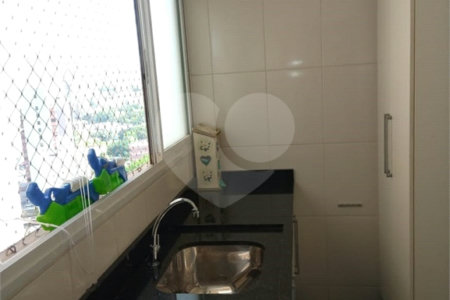 Apartamento à venda com 3 suítes em Vila Suzana, São Paulo, SP