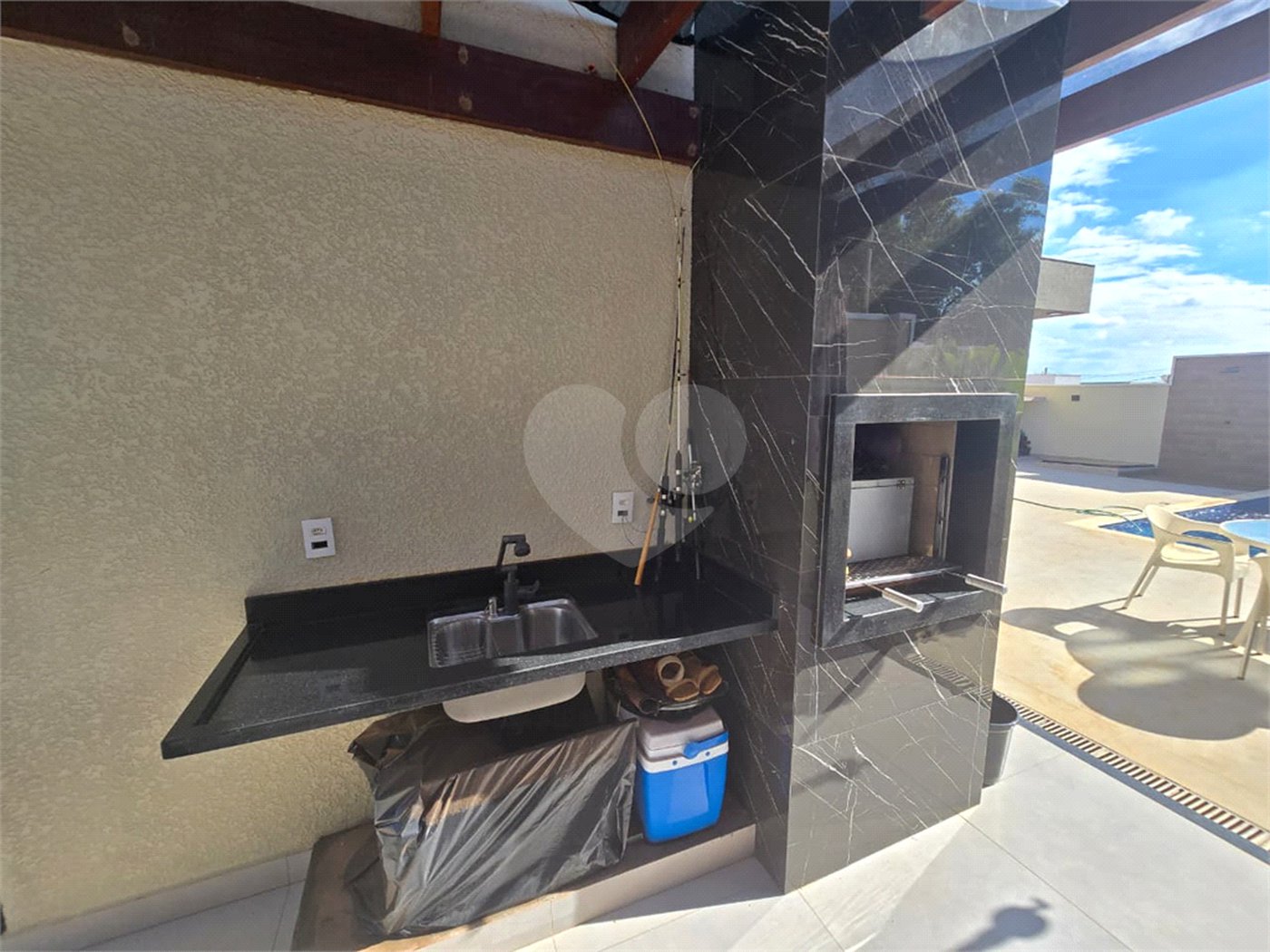 Casa à venda com 3 quartos, sendo 1 suíte, em Residencial Lago dos Ipês, Itapetininga, SP