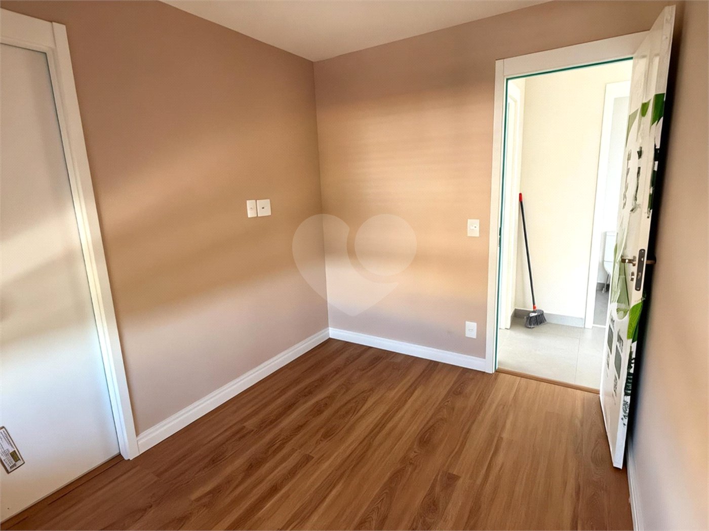 Apartamento à venda com 2 suítes em Campo Belo, São Paulo, SP