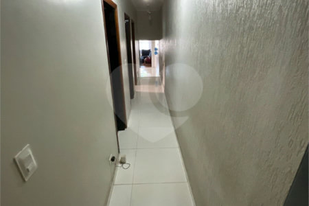 Casa à venda com 3 quartos, sendo 1 suíte, em Vila Júlia, Poá, SP