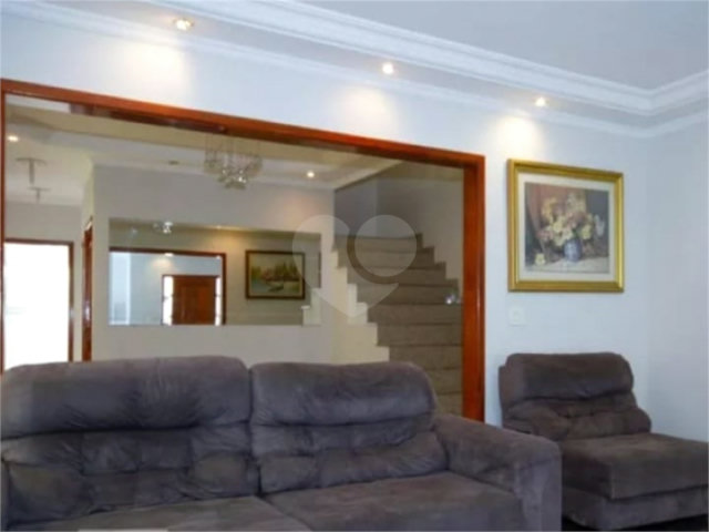 Sobrado à venda ou para alugar com 3 quartos, sendo 1 suíte,  em Santana, São Paulo, SP