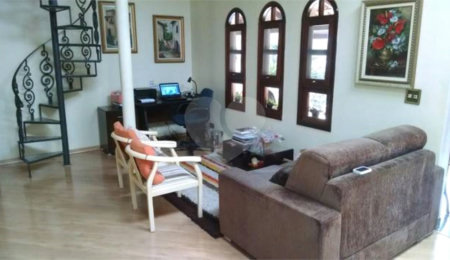 Casa à venda com 4 quartos, sendo 2 suítes,  no condomínio Vinhas da Vista Alegre - Lado Sede, Vinhedo - SP