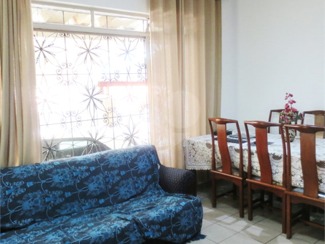 Casa Térrea à venda com 4 quartos, sendo 1 suíte,  em Saúde, São Paulo, SP