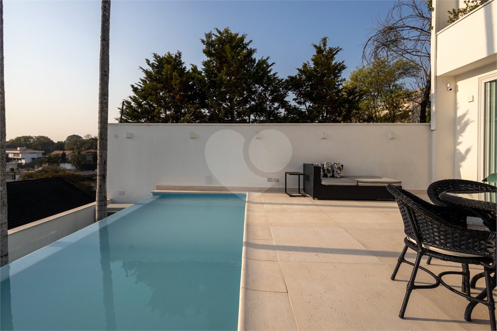 Casa à venda com 4 suítes em Jardim Guedala, São Paulo, SP