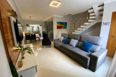 Casa à venda com 3 suítes no condomínio Belle Villle, São Paulo - SP