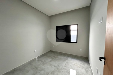 Casa à venda com 3 quartos, sendo 2 suítes, no condomínio Ibiti Reserva, Sorocaba - SP