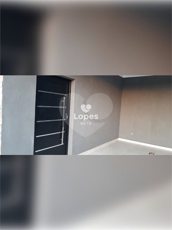 Casa à venda com 3 quartos, sendo 1 suíte, no condomínio Residencial Malibu, Caçapava - SP