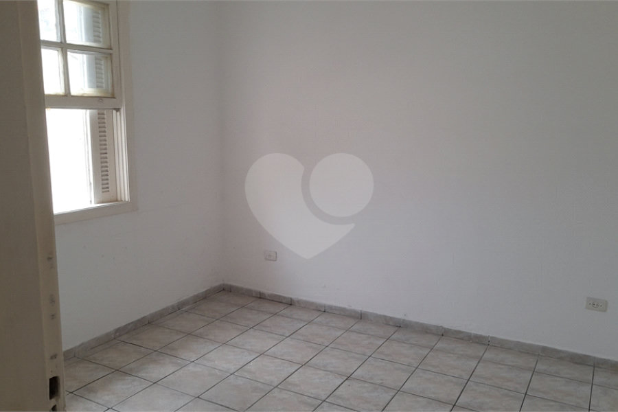 Sobrado à venda com 2 quartos em Santana, São Paulo, SP