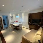 Casa à venda com 3 quartos, sendo 1 suíte, no condomínio Residencial Villagio Vitória, Guarulhos - SP