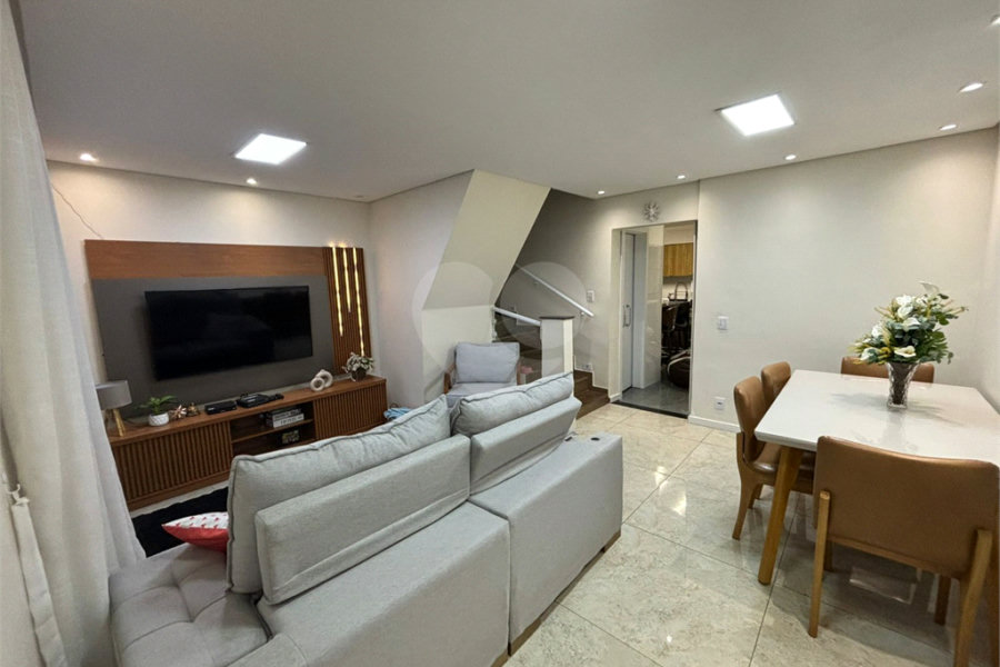 Sobrado à venda com 2 quartos em Tucuruvi, São Paulo, SP