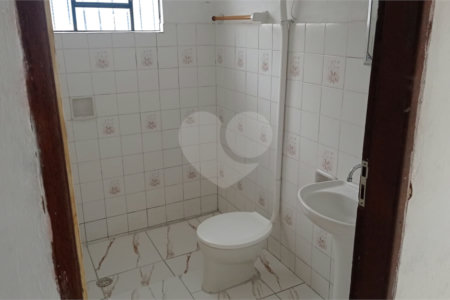 Casa à venda com 4 quartos, sendo 1 suíte, em Vila Arruda, Itapetininga, SP