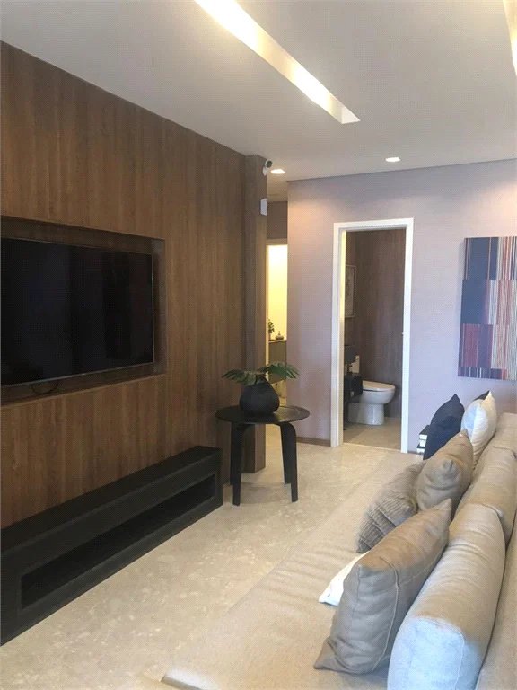 Apartamento à venda com 3 suítes em Jardim das Acácias, São Paulo, SP