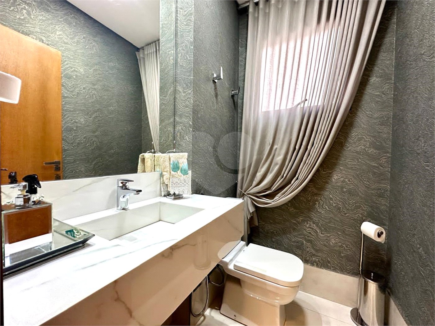 Casa à venda com 3 quartos, sendo 1 suíte, no condomínio Buona Vita, Ribeirão Preto - SP