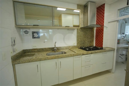 Apartamento à venda com 3 quartos, sendo 1 suíte, em Vila Lusitânia, São Bernardo do Campo, SP