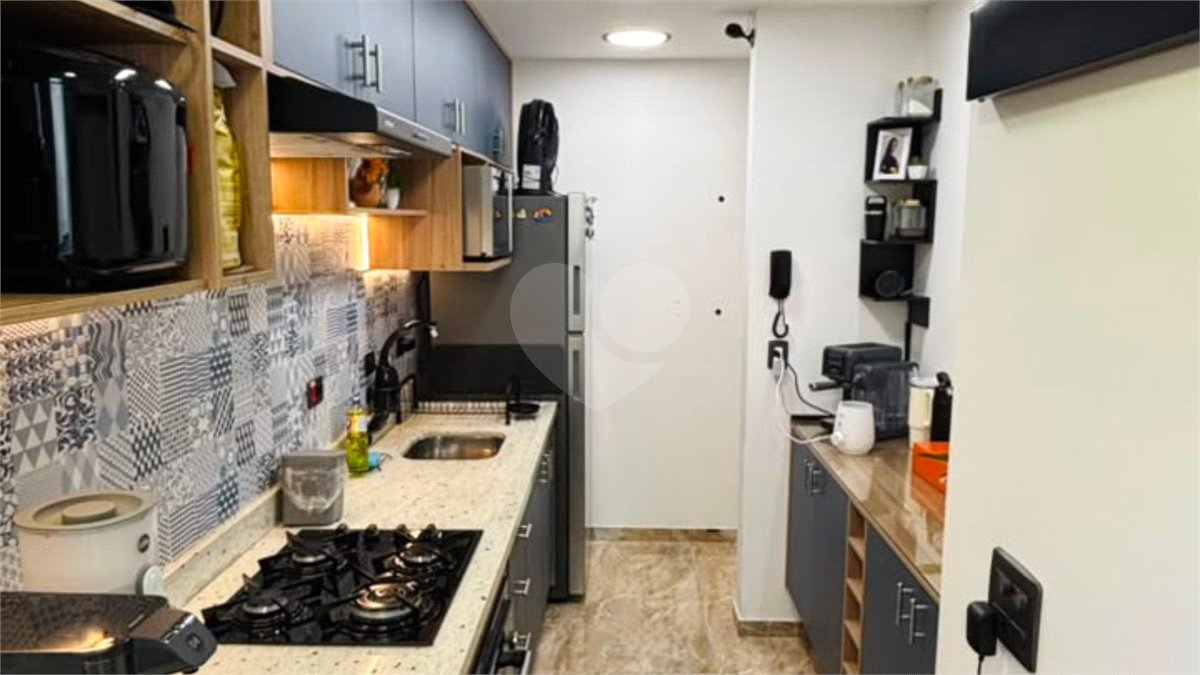 Apartamento à venda ou para alugar com 2 quartos em Região Central, Caieiras, SP