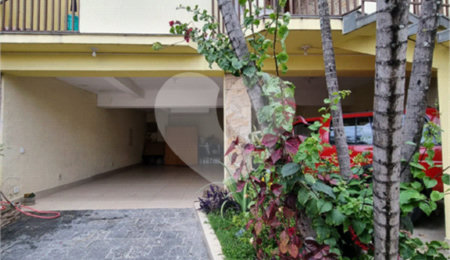 Sobrado à venda com 4 quartos, sendo 2 suítes,  em Vila Mazzei, São Paulo, SP