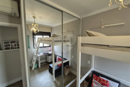 Cobertura à venda com 4 quartos, sendo 2 suítes, em Vila Hamburguesa, São Paulo, SP