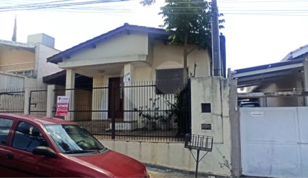 Casa à venda com 2 quartos, sendo 1 suíte,  no Centro, Vinhedo, SP