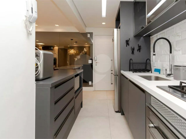 Apartamento à venda ou para alugar com 2 suítes em Santo Amaro, São Paulo, SP