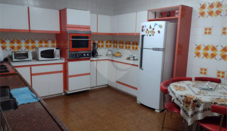 Sobrado à venda com 2 quartos em Campo Belo, São Paulo, SP