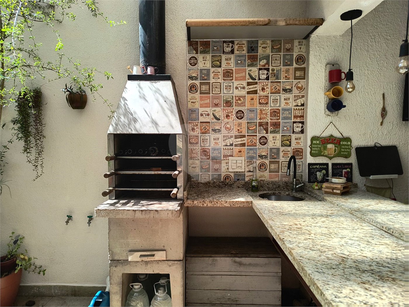 Sobrado à venda com 3 quartos, sendo 1 suíte,  em Rudge Ramos, São Bernardo do Campo, SP