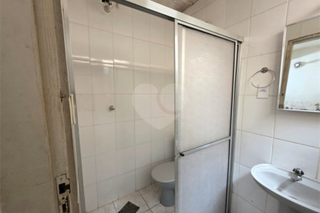 Sobrado à venda com 3 quartos em Jardim Ivana, São Paulo, SP