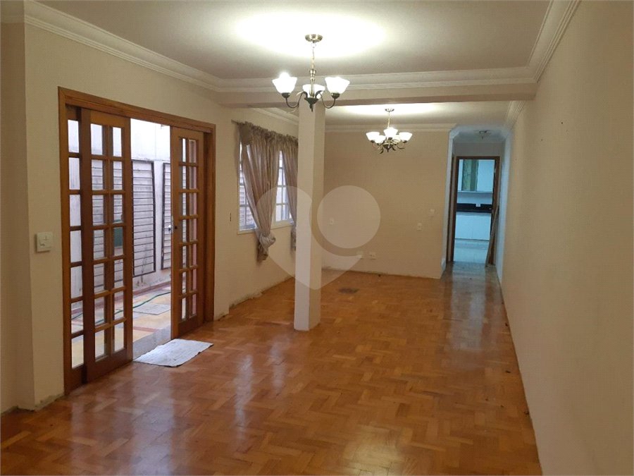 Sobrado à venda com 3 quartos, sendo 1 suíte,  em Jardim Olympia, São Paulo, SP